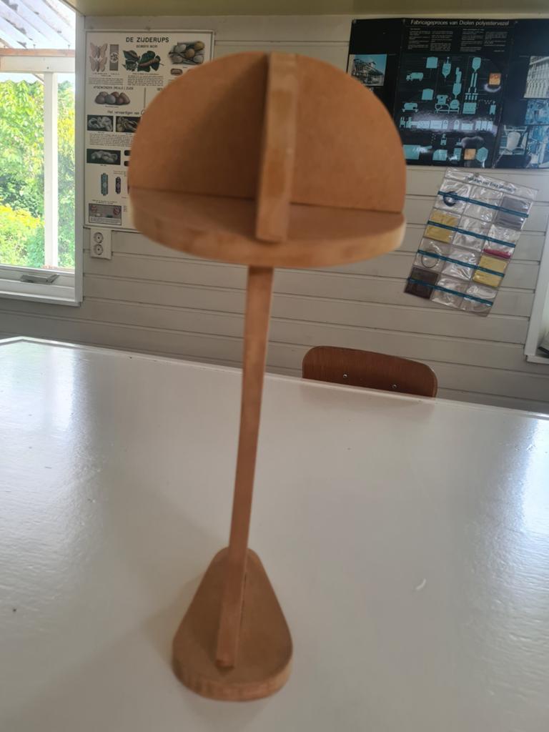 Houten hoedenstandaard - Display voor hoeden en petten, Ophalen, Hoed, One size fits all, Onbekend