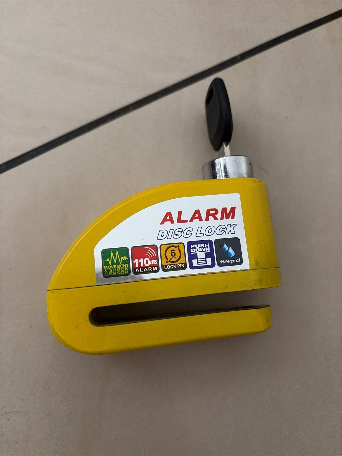 Velg slot met alarm voor motor - Gele schijfremslot, Ophalen, Gebruikt