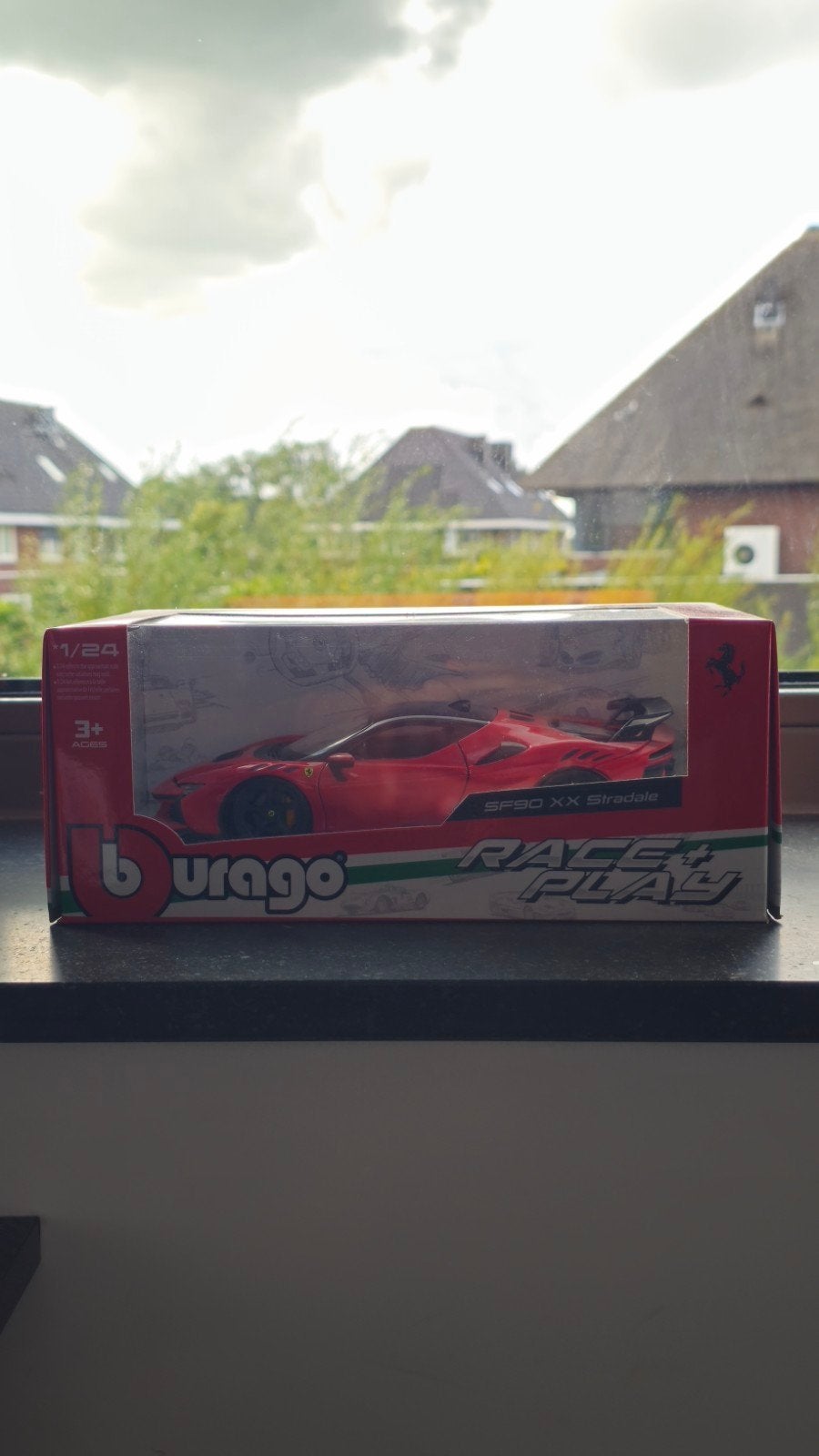 1:24 Bburago Ferrari SF90 XX modelauto (Rood), Hobby en Vrije tijd, Modelauto's | 1:24, Ophalen, Bburago