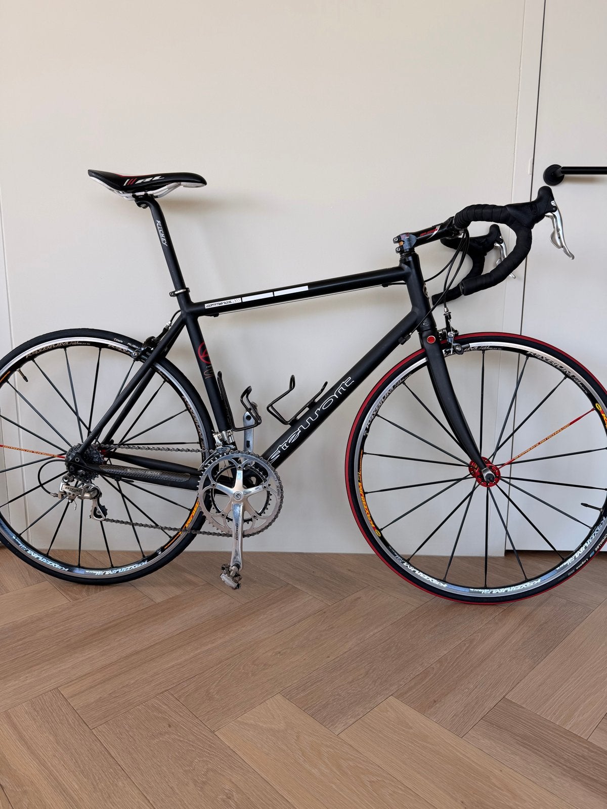 Commencal Stewart - 57 cm, Campagnolo Veloce, Ksyrium SL, Fietsen en Brommers, Fietsen | Racefietsen, 28 inch, Gebruikt, 10 tot 15 versnellingen