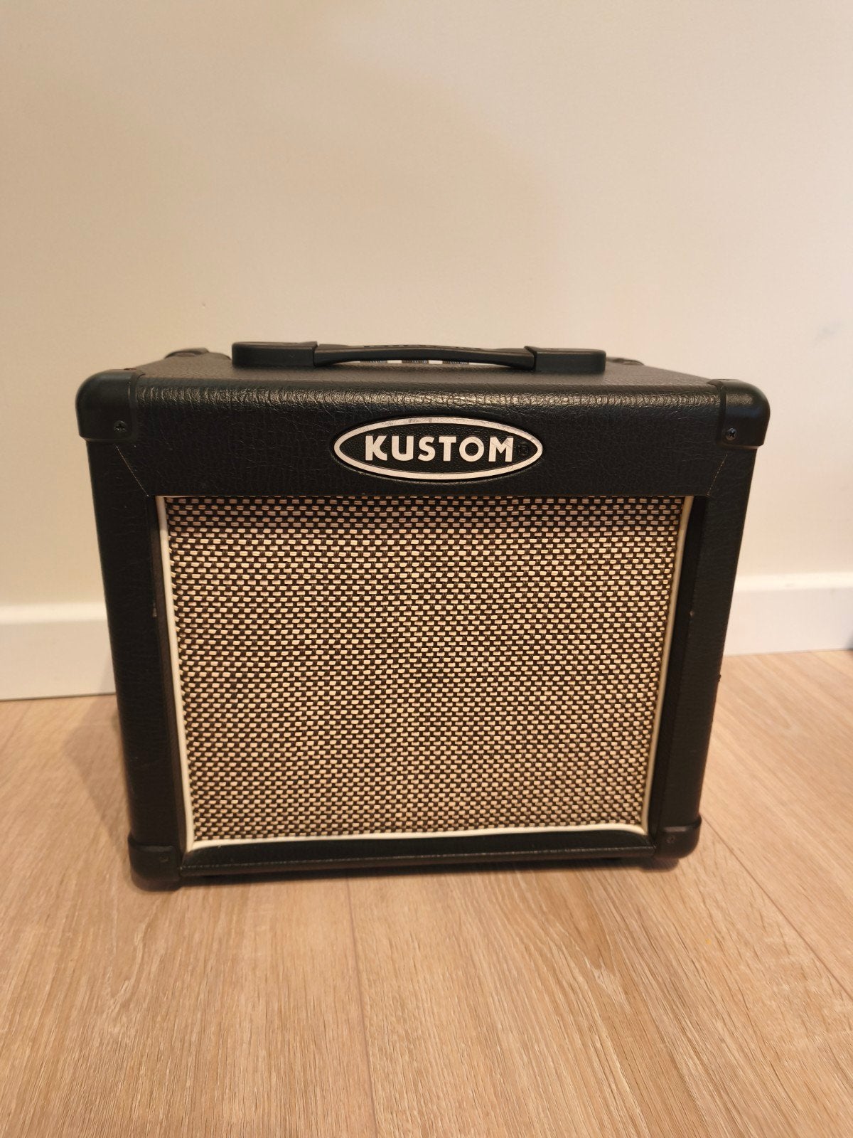 Kustom Tube 12A guitar amplifier, Ophalen of Verzenden, Gebruikt, Gitaar, Minder dan 50 watt