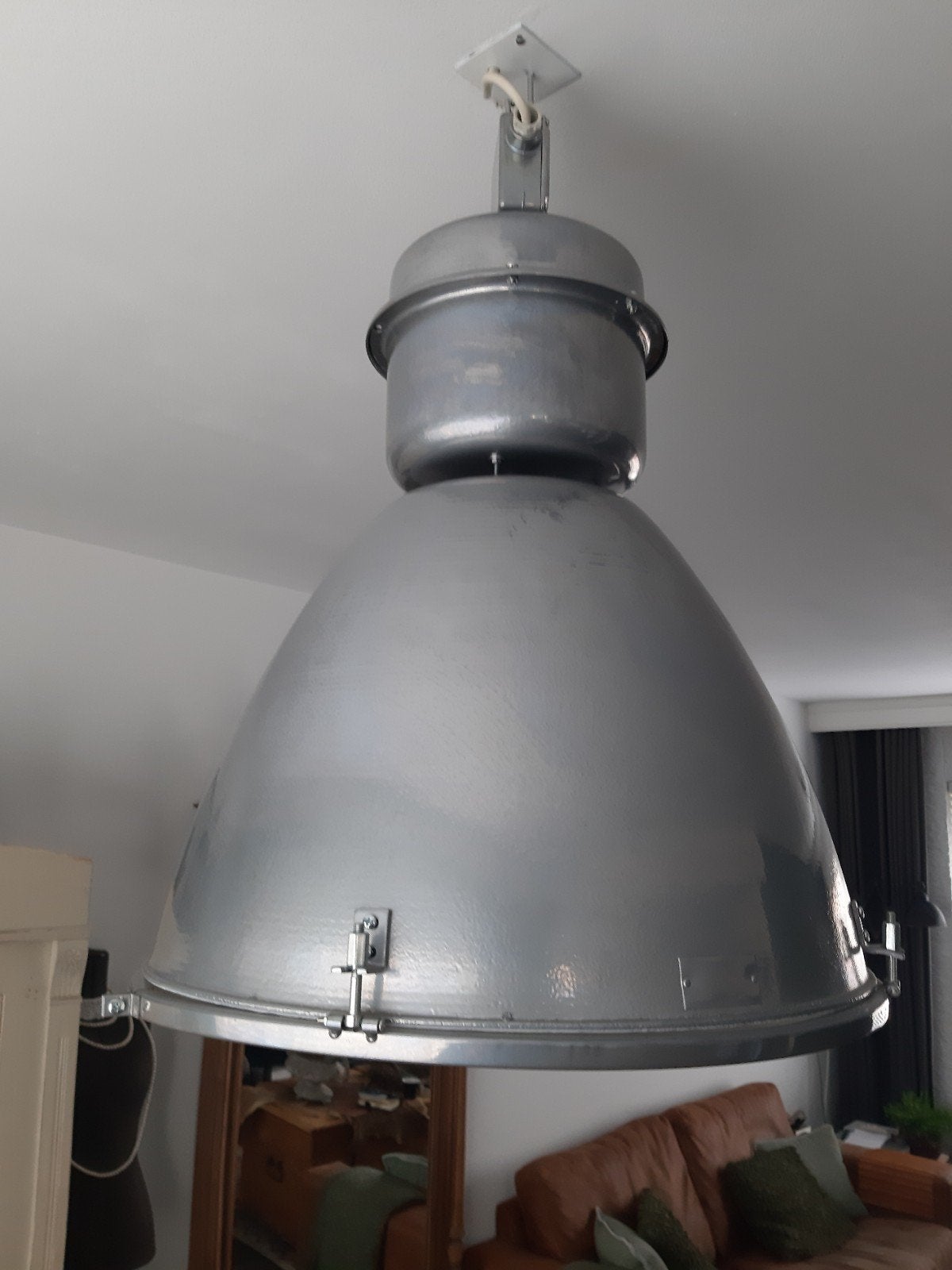 Oude Fabriekslamp, Huis en Inrichting, Ophalen