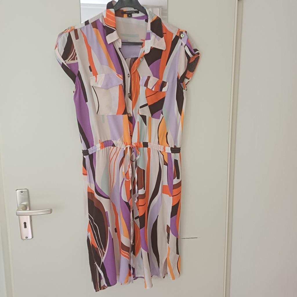 Jurk kleurige print Comma maat 34 -  NIEUWSTAAT, Kleding | Dames, Jurken, Paars, Zo goed als nieuw, Knielengte, Maat 34 (XS) of kleiner