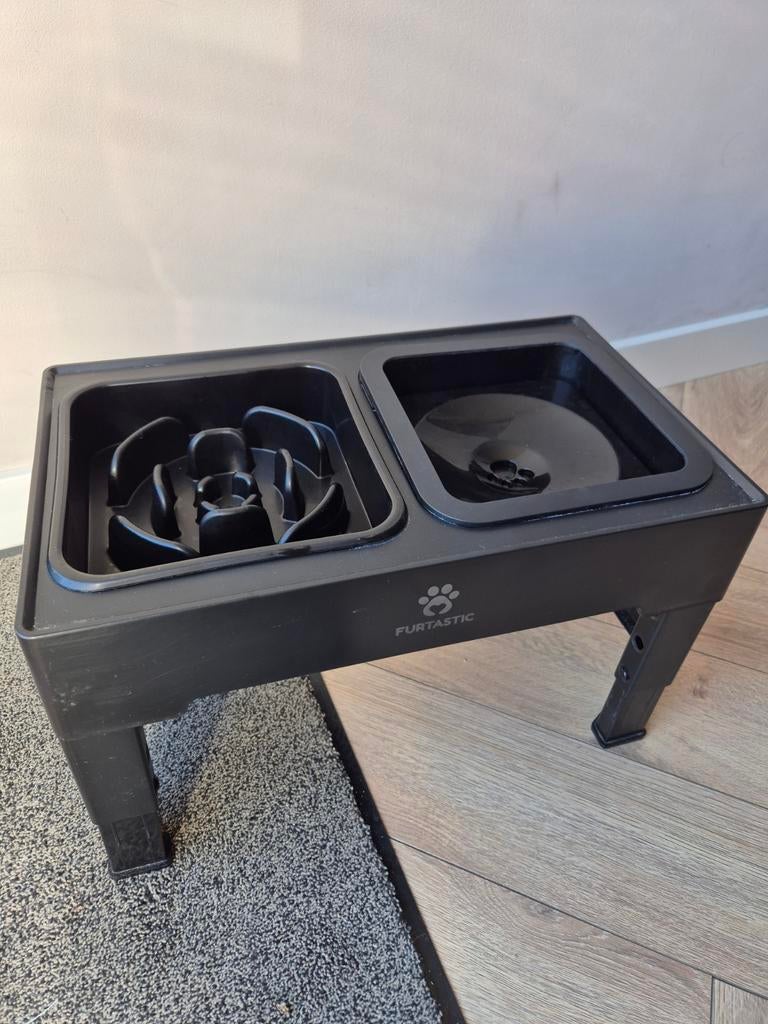 Honden eet en drinkbak met Anti knoei, Ophalen