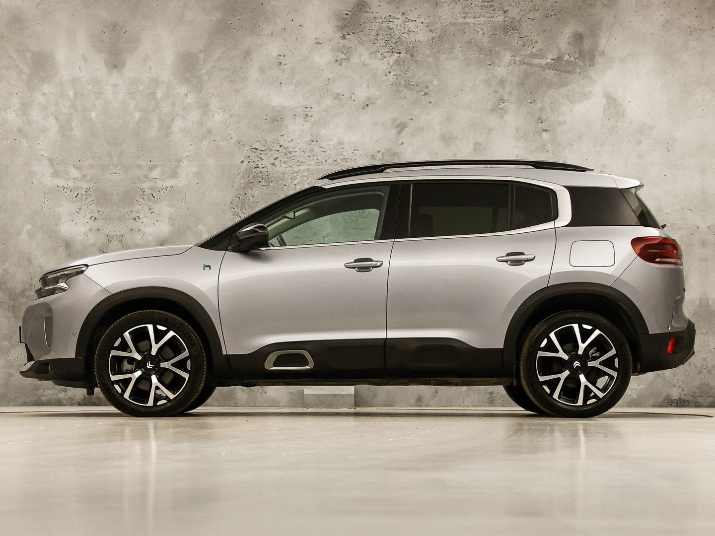 Citroën C5 Aircross 1.6 Plug-in Hybrid 225 Shine 225Pk Auto, Auto's, 12 maanden, 77 km/l, Gebruikt, 4 cilinders