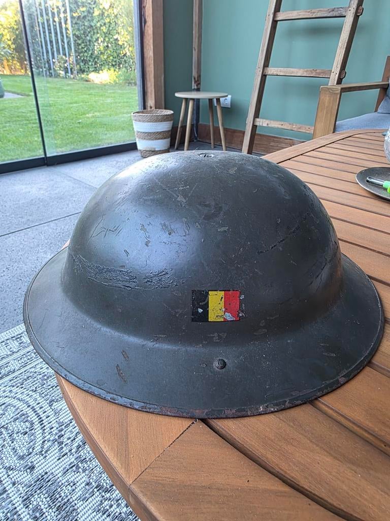 Originele Belgische legerhelm M51/58 Koude Oorlog, Verzamelen, Militaria | Algemeen, Ophalen of Verzenden, Helm of Baret