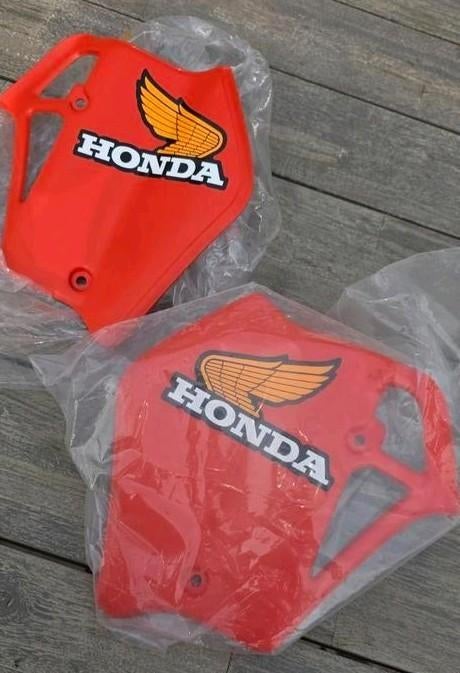 NOS Radiateurkappen set 1983 Honda CR 125, Motoren, Onderdelen | Honda, Ophalen of Verzenden, Nieuw