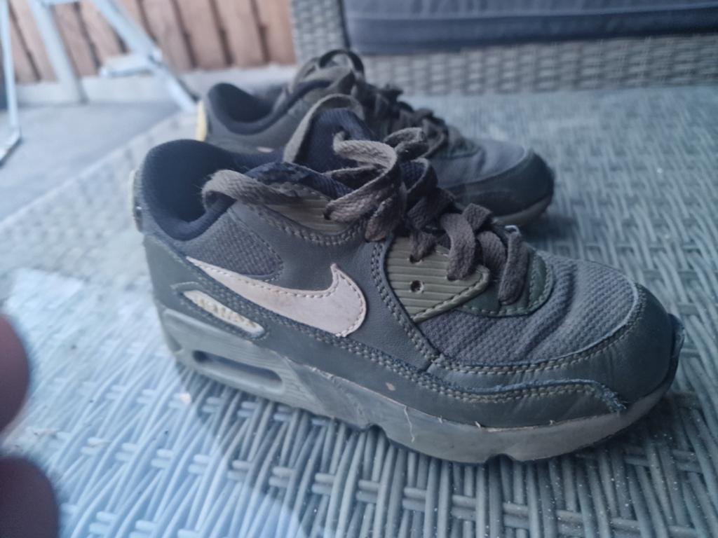 Nike Air Max 90 sneakers maat 31, Gebruikt, Ophalen of Verzenden, Nike, Jongen of Meisje