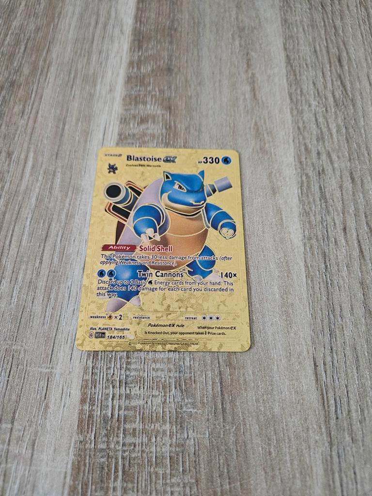 Blastoise EX gold metal pokemon card, Ophalen of Verzenden, Zo goed als nieuw
