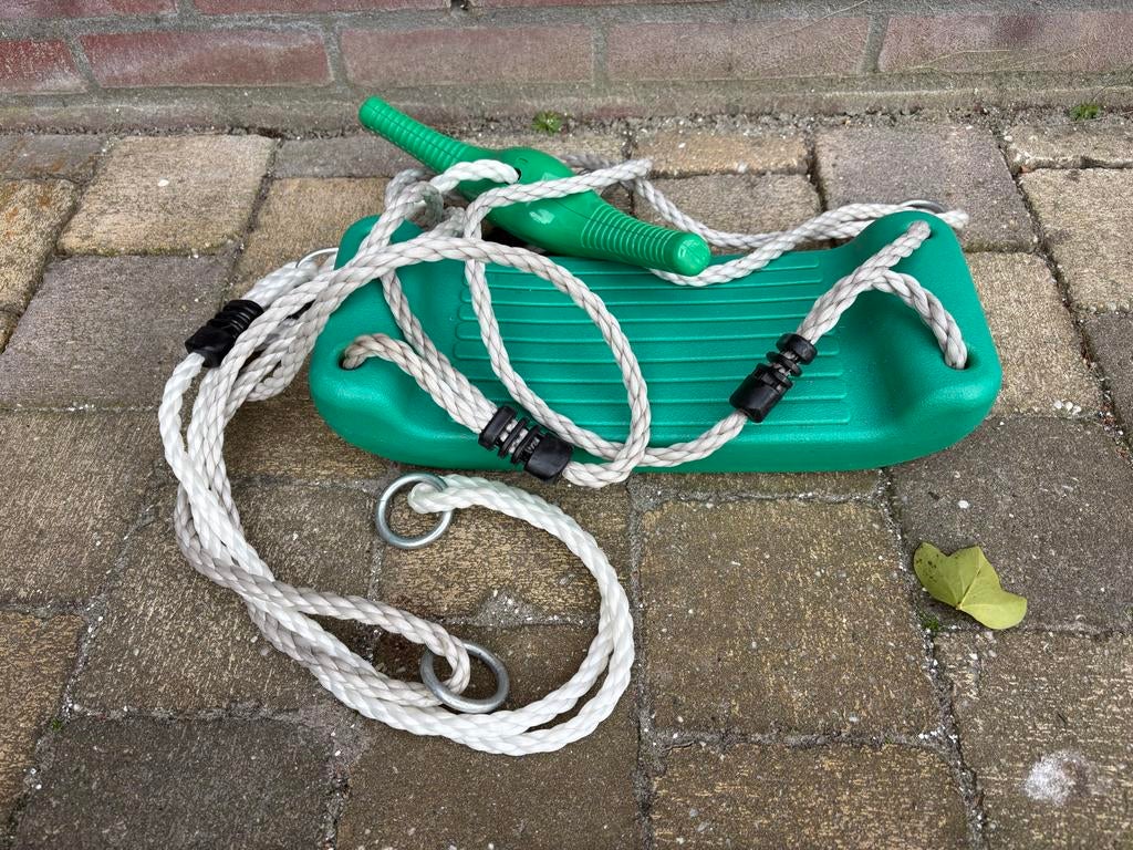 Groene schommel met touwen, Ophalen, Gebruikt, Jongen of Meisje
