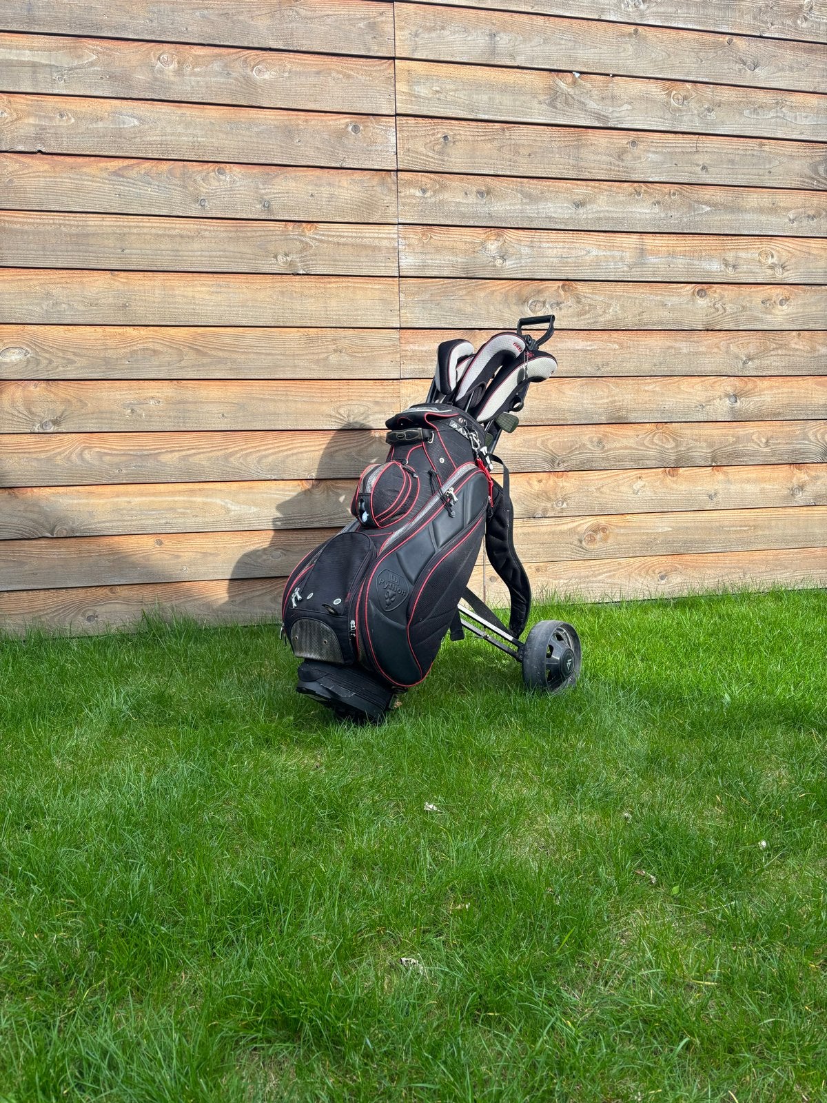 Complete golfset: tas, clubs, kar en balletjes, Sport en Fitness, Ophalen, Gebruikt, Set