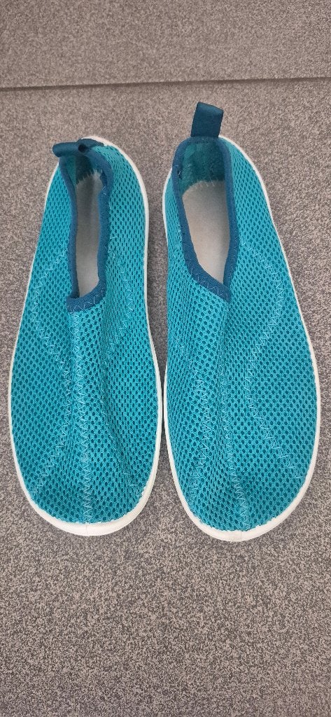 Waterschoenen maat 34-35 Decathlon, Kinderen en Baby's, Meisje, Overige typen, Decathlon, Ophalen of Verzenden