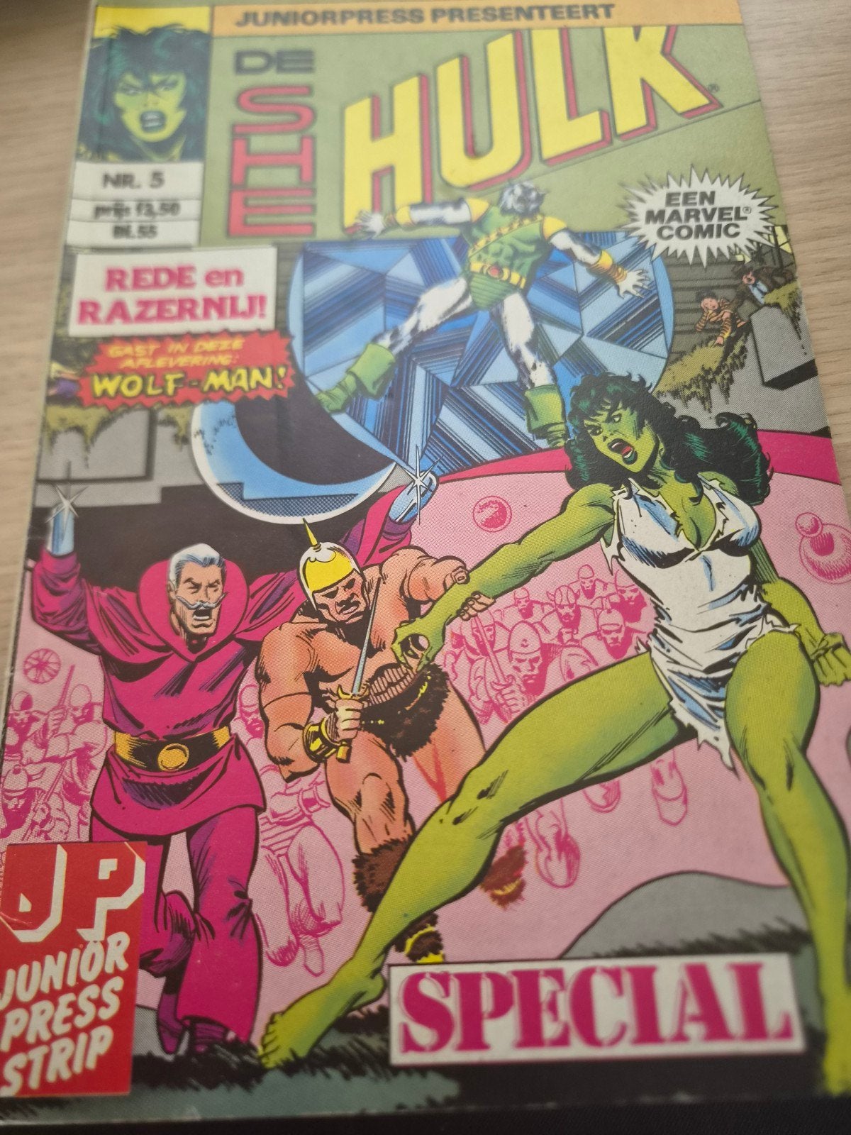 De She-Hulk Nr. 5 - Juniorpress Presenteert, Amerika, Stan Lee, Ophalen of Verzenden, Gelezen