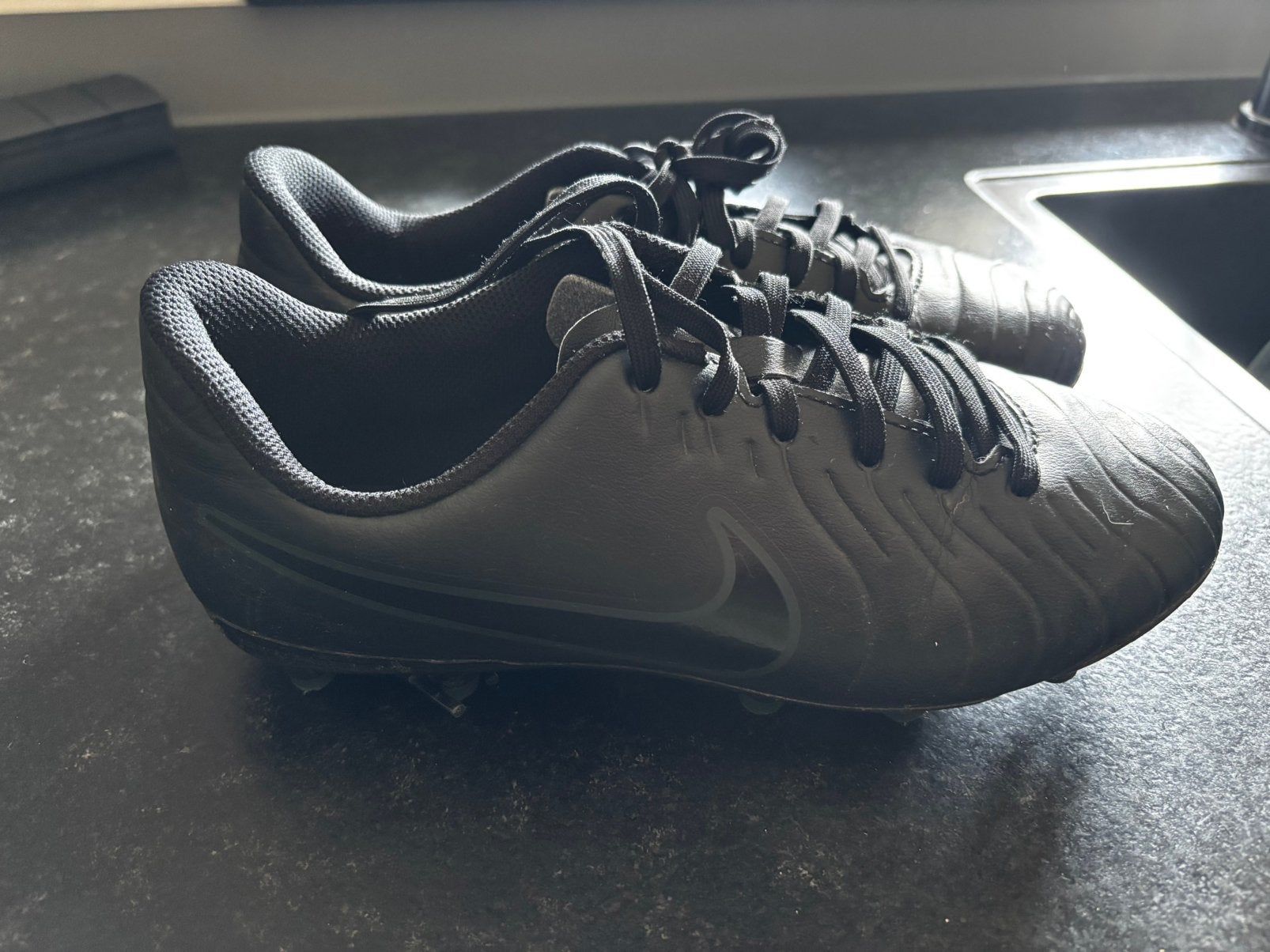 Nette voetbalschoenen Nike maat 38., Maat XS of kleiner, Ophalen of Verzenden, Zo goed als nieuw, Schoenen