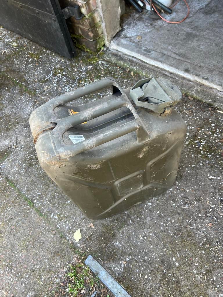 Leger jerrycan 20L - Vintage militaire brandstofkan, Ophalen, Gebruikt, Universele onderdelen