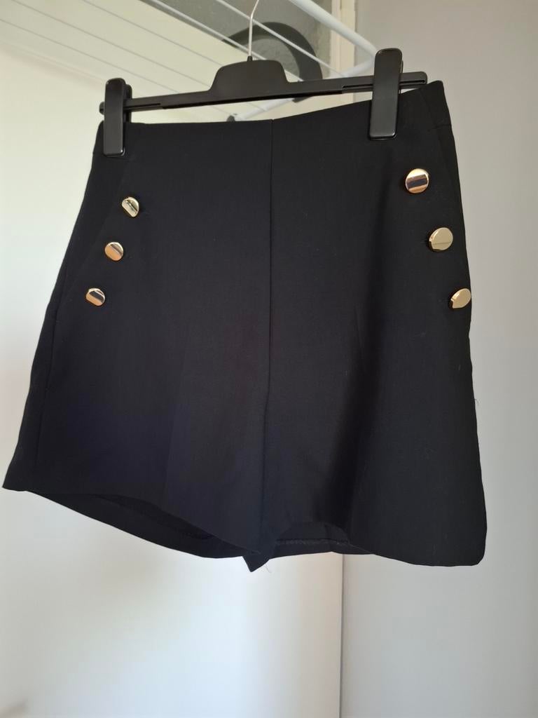 Zara bermuda korte broek goudkleurige knopen L, Ophalen of Verzenden, Zo goed als nieuw, Groen