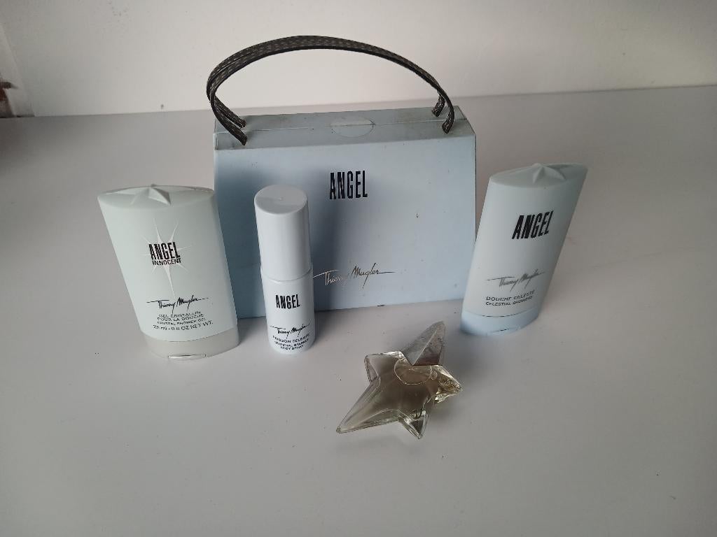 geschenkverpakking Thierry Mugler Angel miniaturen, Verzamelen, Verzenden, Nieuw, Miniatuur, Gevuld