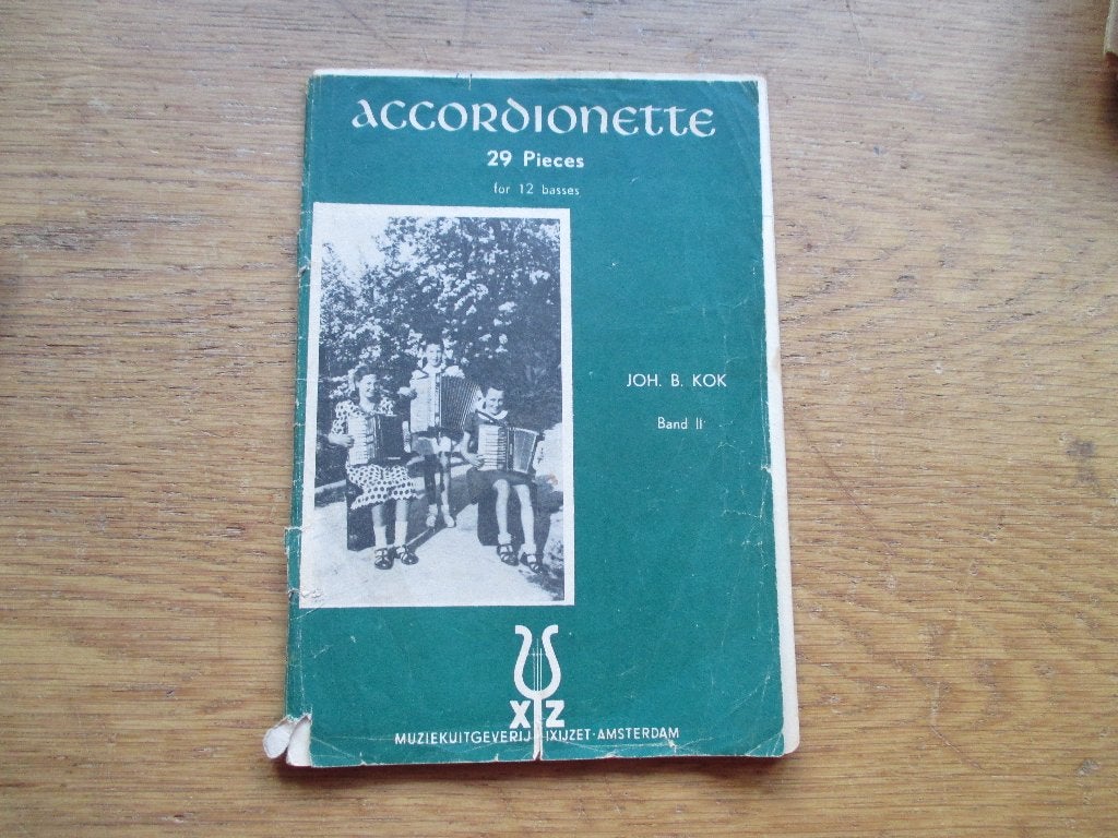 ACCORDIONETTE  BAND 2 -29 LIEDJES VOOR ACCORDEON-JOH.B.KOK, Gebruikt, Les of Cursus, Ophalen of Verzenden, Populair