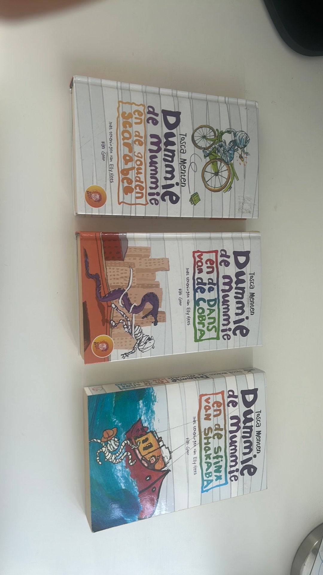 3 delen Dummie de Mummie, Ophalen, Zo goed als nieuw, Verhalen