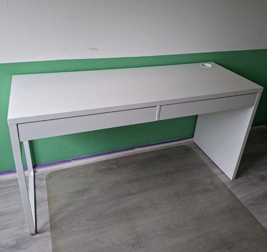 Leuk bureau Micke van Ikea, Ophalen