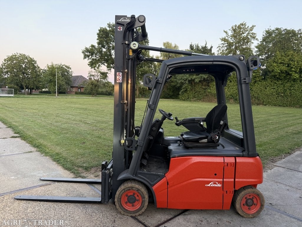 Linde 1600KG elektrisch freelift Sideshift 4e ventiel, Info@vanbeurdenheftrucks.nl, Linde, Heftruck, Ophalen of Verzenden