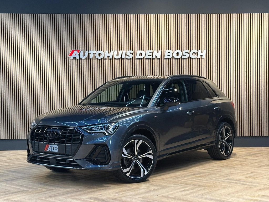 Audi Q3 35 TFSI Pro Line S line - Trekhaak - Navi - Ambiance, 4 cilinders, 150 pk, 1505 kg, Leder en Stof