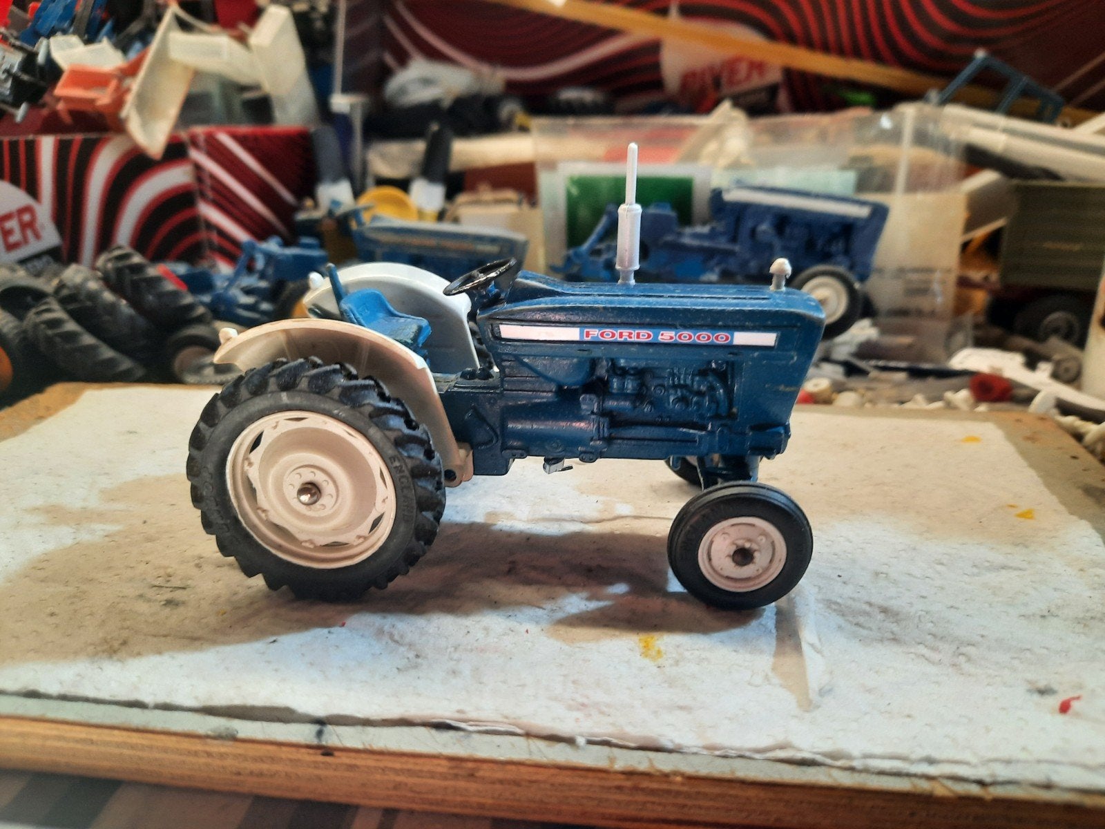 Ford 5000 britains, Ophalen of Verzenden, Tractor of Landbouw, Britains