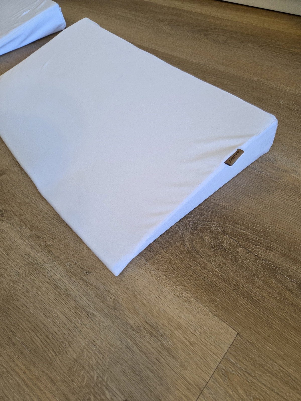 Nieuw, ongebruikt! Zaffiro Anti-Reflux Kussen voor Baby's -, Ophalen, Jongetje of Meisje, Wit, Zo goed als nieuw