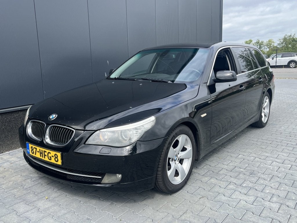 BMW 5 Serie Touring 530d Facelift 2008 Automaat Zwart, Auto's, Automaat, 15 km/l, 2000 kg, Zwart