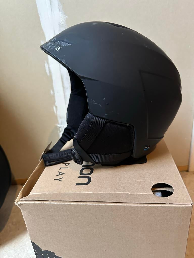Salomon Dames Skihelm - Maat M, Sport en Fitness, Skiën en Langlaufen, Overige typen, Zo goed als nieuw, Skiën, Minder dan 100 cm