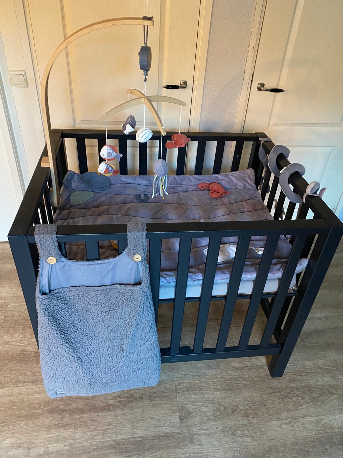 Complete, nette box, Kinderen en Baby's, Ophalen, Zo goed als nieuw, Rechthoekig, In hoogte verstelbaar