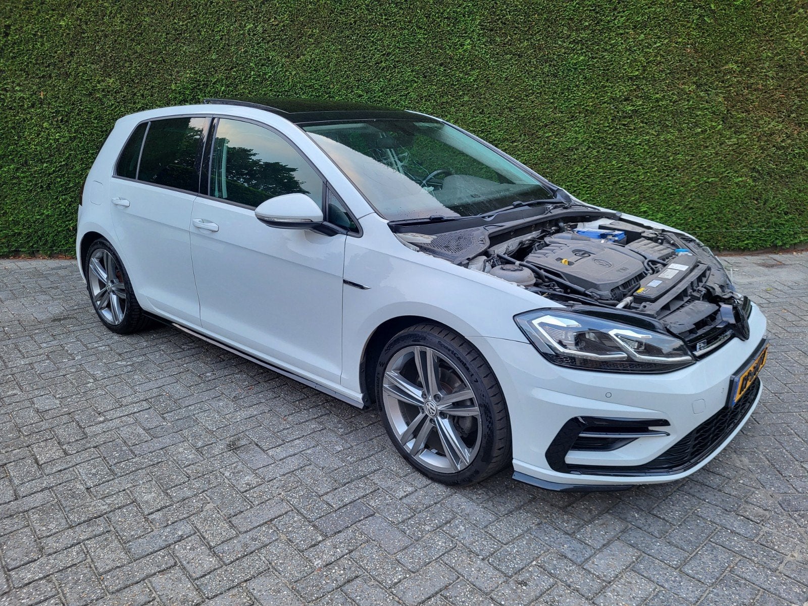 Vw Golf 7.5  1.5 TSI 150pk  R line 2018 pano dak org Nederl, Auto diversen, 1498 cc, Wit, Handgeschakeld, Ophalen of Verzenden