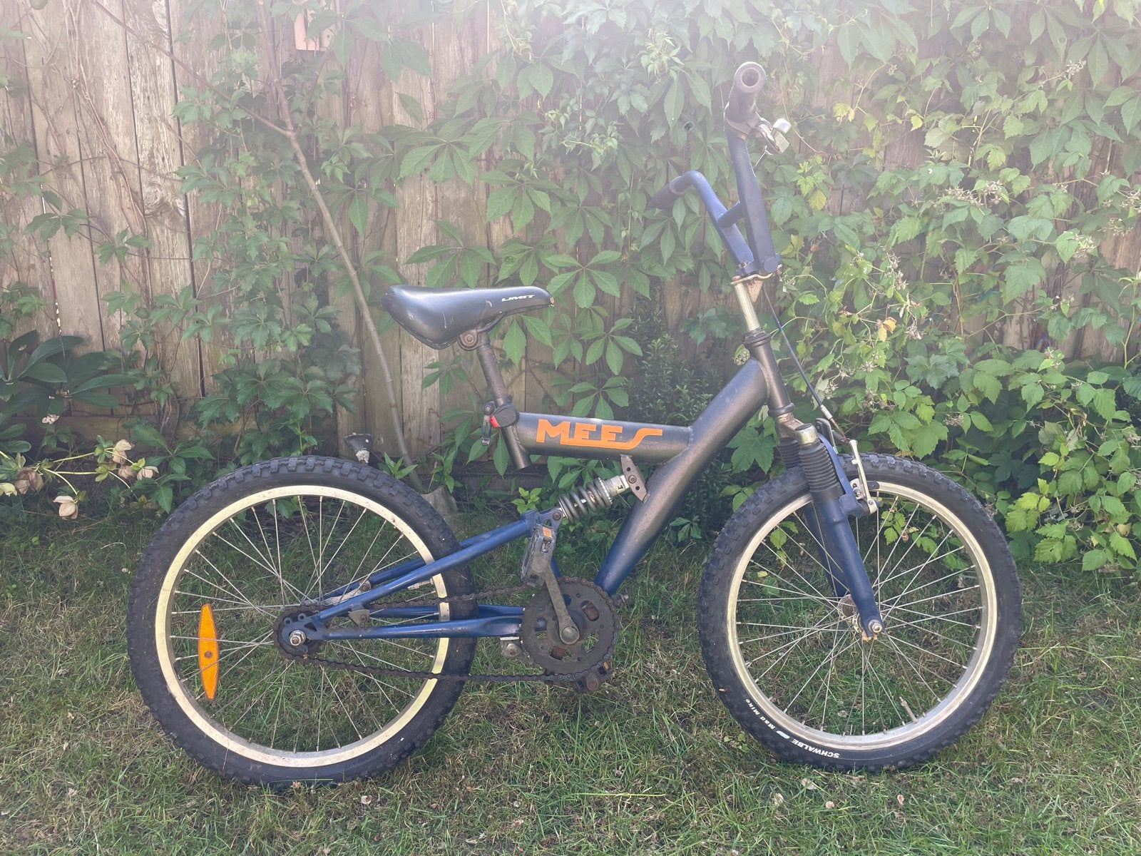 20 inch Crossfiets met vering - Ideaal voor Mees (6-9 jaar), Fietsen en Brommers, Fietsen | Jongens, Ophalen, Terugtraprem, Gebruikt
