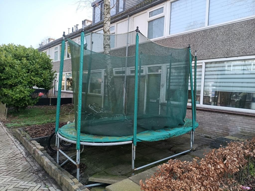 Grote trampoline met veiligheidsnet - gratis af te halen, Ophalen