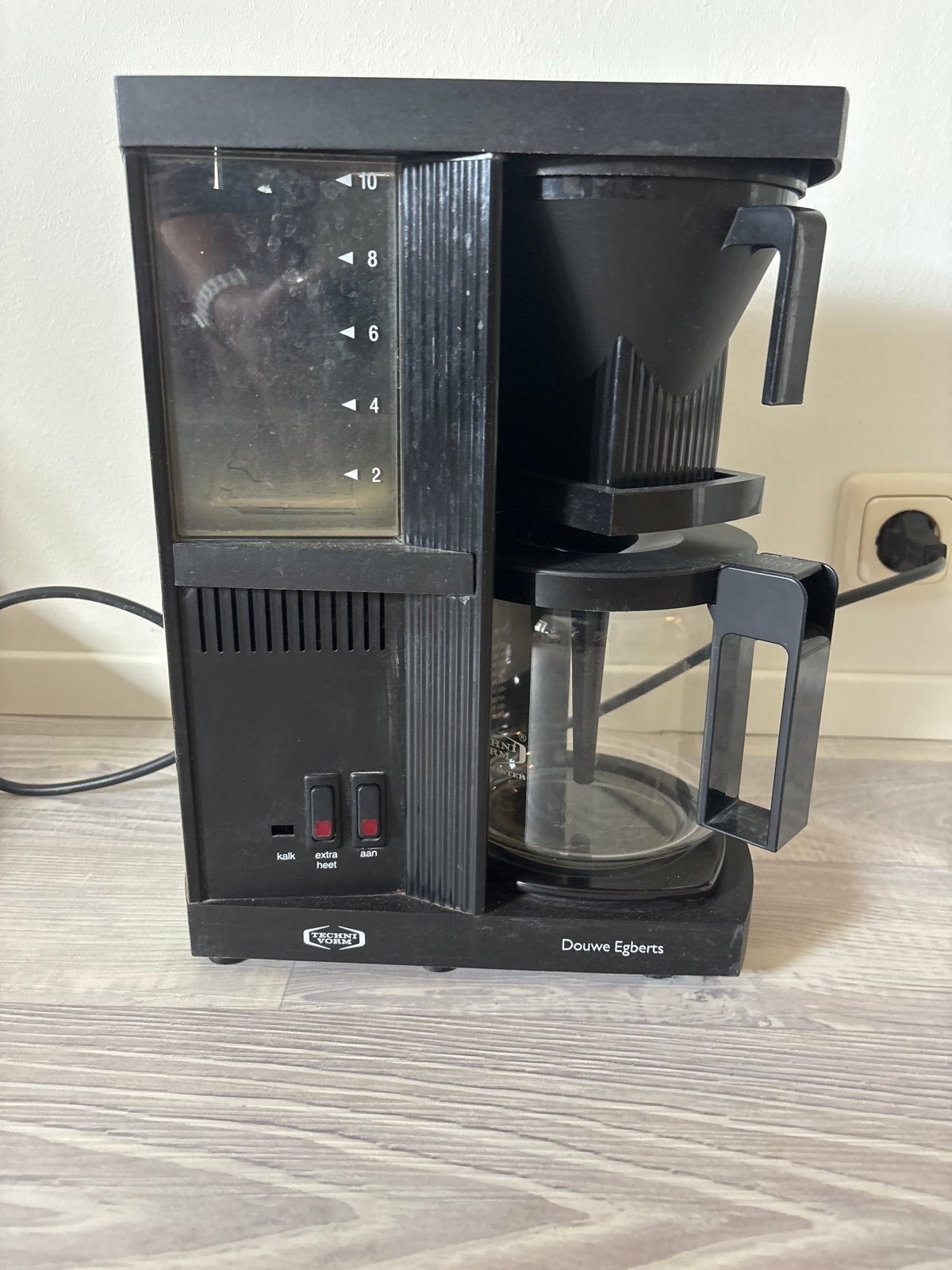 Douwe Egberts Koffiezetapparaat - Klassiek Model, Gebruikt, 10 kopjes of meer, Koffiemachine, Gemalen koffie