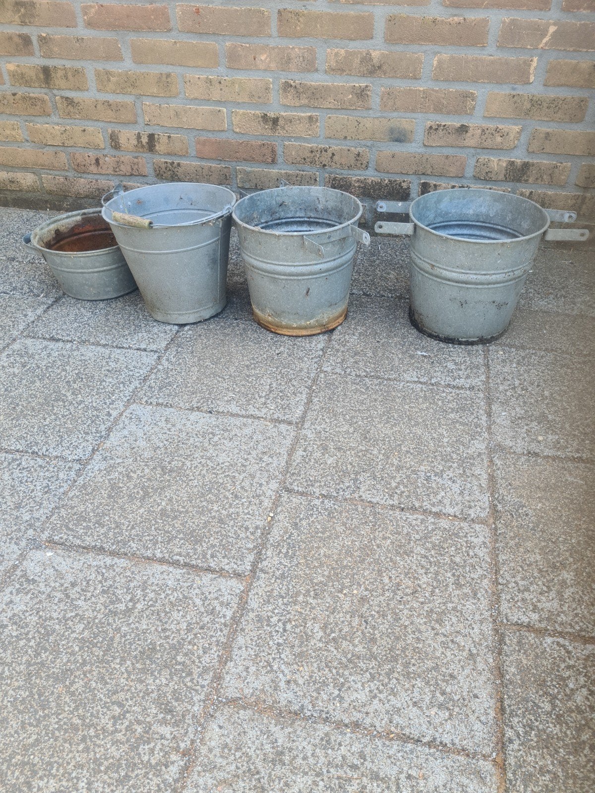 bloem bakken, Tuin en Terras, Bloembakken en Plantenbakken, Ophalen, Gebruikt, Minder dan 30 cm, Rond