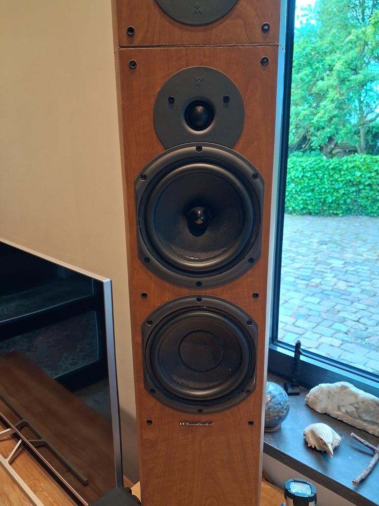 Gezocht, losse speaker wharfedale diamond, Ophalen of Verzenden, Gebruikt, Front, Rear of Stereo speakers, Overige merken