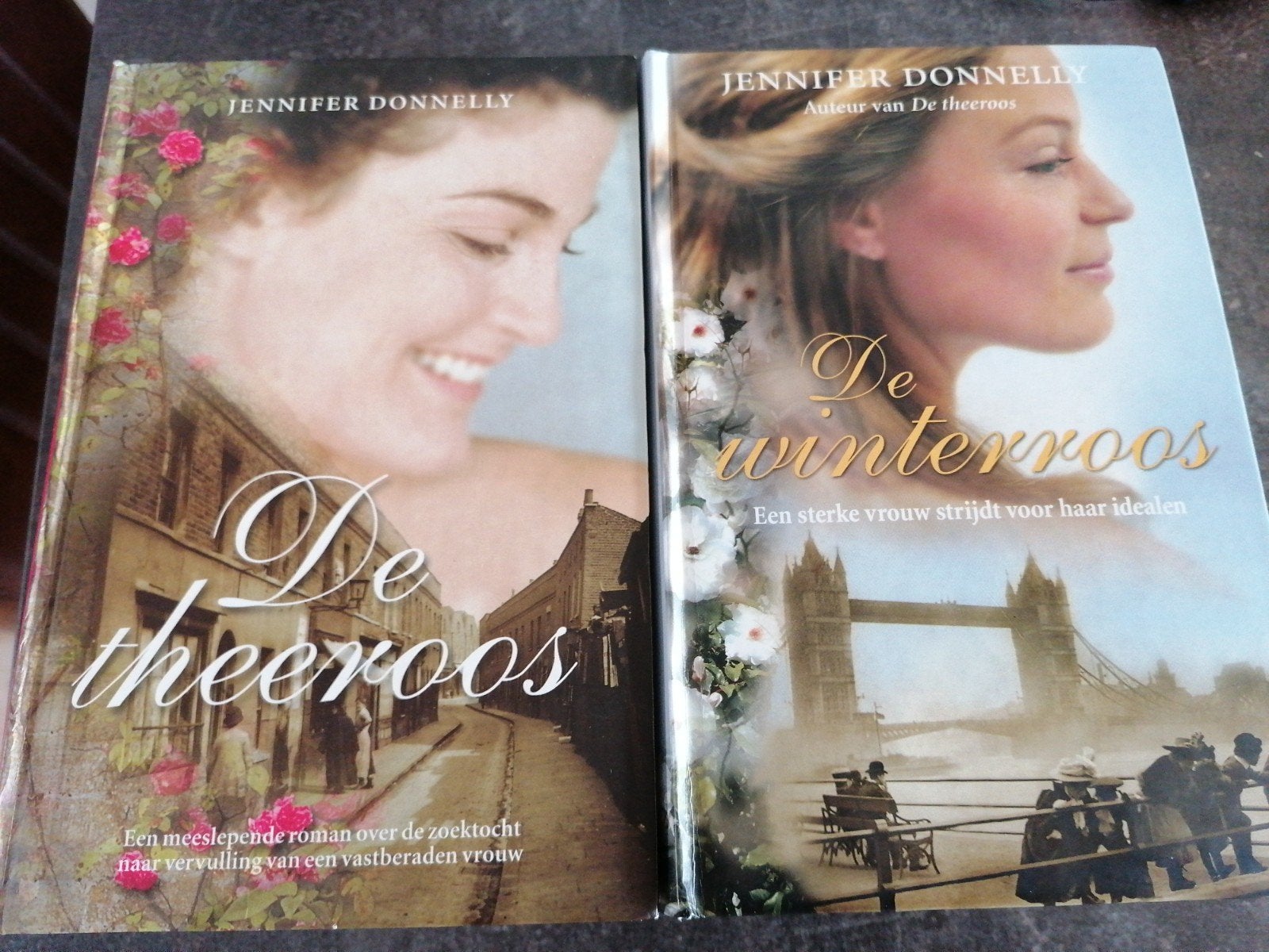 Jennifer Donnelly - De Theeroos & De Winterroos, Ophalen of Verzenden, Gelezen, Jennifer Donnelly