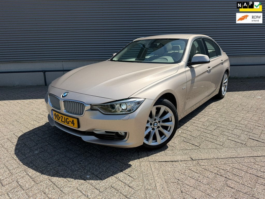 BMW 3-serie 328i Upgrade Edition, Auto's, Automaat, 745 kg, Achterwielaandrijving, Gebruikt