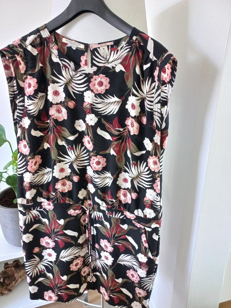 Maison Scotch zomerjurk met bloemenprint, Meerkleurig, Maat 42/44 (L), Zo goed als nieuw, Boven de knie