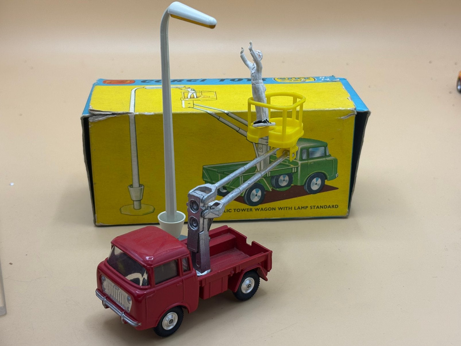 Jeep FC-150 Hydraulic Tower Wagon 1/43 Corgi Toys origineel, Verzenden, Gebruikt, Auto, Corgi