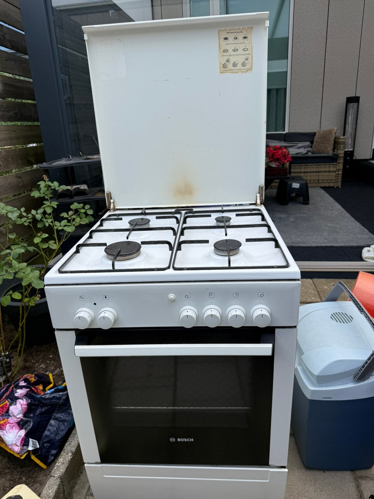Gasfornuis Bosch, Witgoed en Apparatuur, Fornuizen, Ophalen, 4 kookzones, Zo goed als nieuw, Gas