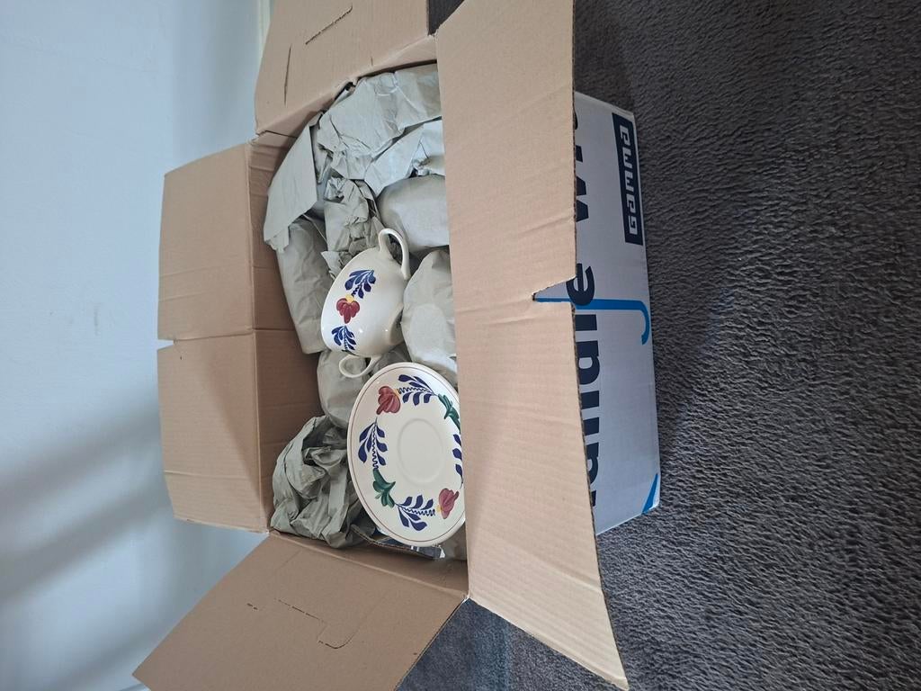 verhuisdoos vol Boerenbont, Ophalen, Gebruikt, Bord(en), Aardewerk