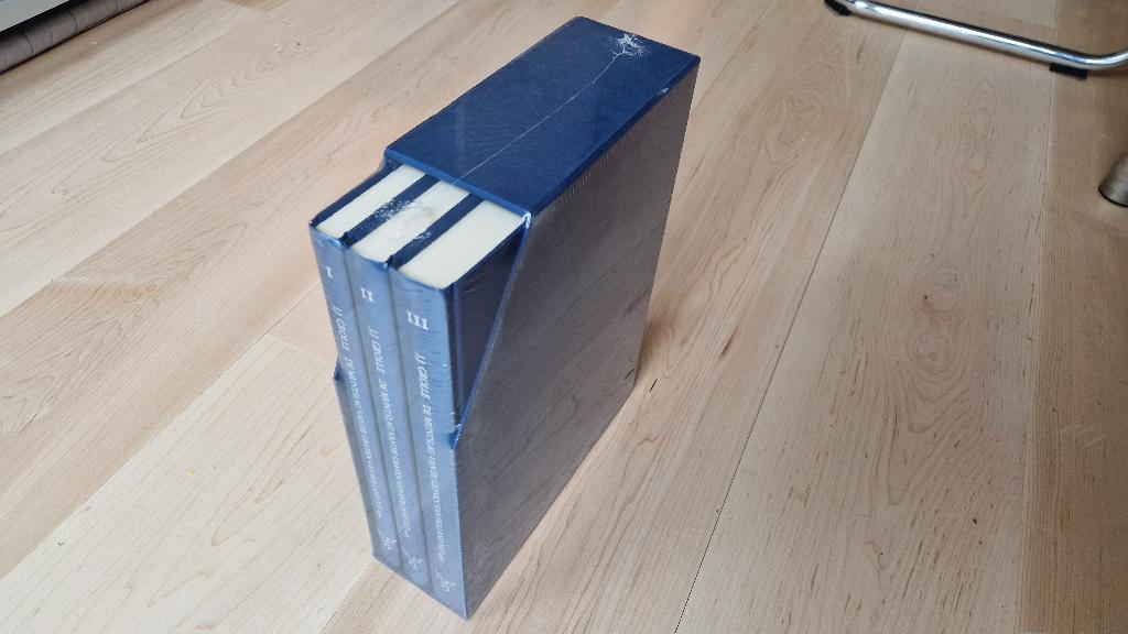 Boek: 'De muntslag van de graven van Holland', Ophalen, 20e eeuw of later, Nieuw, J.j. Grolle