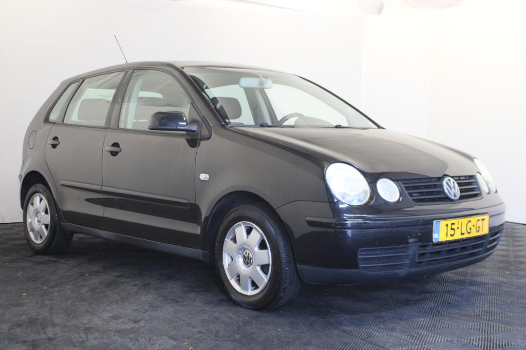 Volkswagen Polo 1.4-16V Highline (bj 2003), Voorwielaandrijving, Zwart, 4 cilinders, Zwart