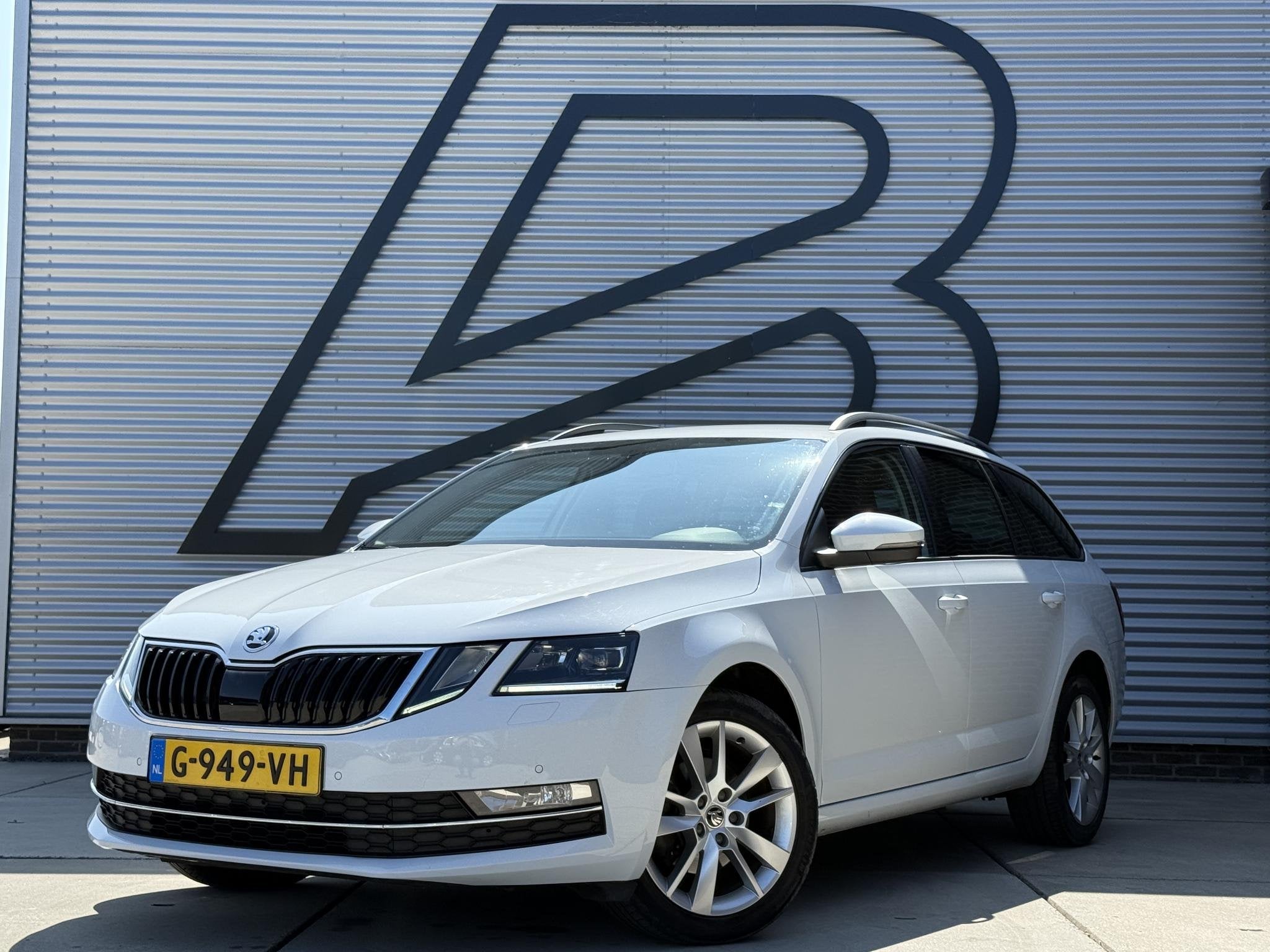 Skoda Octavia Combi 1.4 TSI Greentech Style Business 1e Eige, Auto's, Skoda, Voorwielaandrijving, Stof, Gebruikt, 4 cilinders