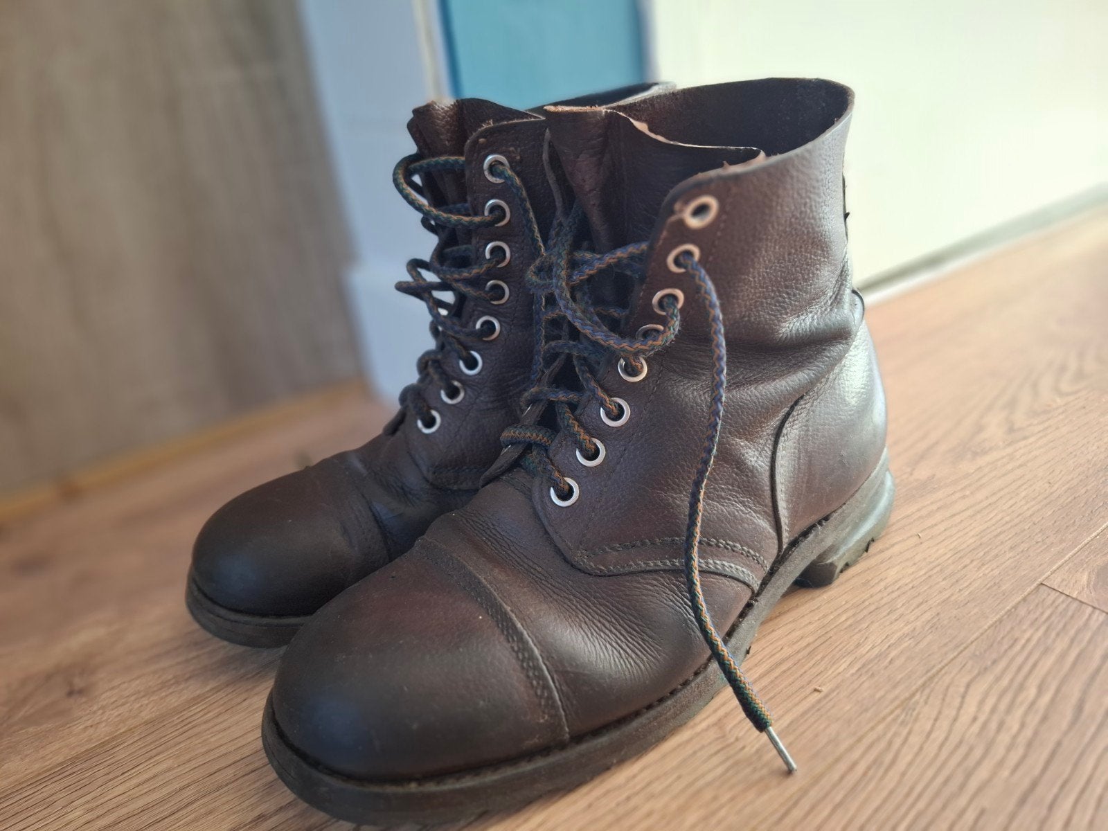 Zweedse Oude Legerlaarzen - Maat 45, Ophalen of Verzenden, Landmacht, Overige gebieden, Kleding of Schoenen