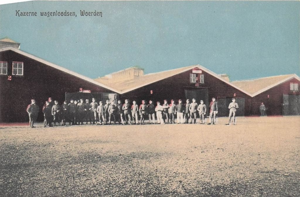 703-474-009 Kazerne Wagenloodsen Woerden, Ophalen of Verzenden, Voor 1920, Utrecht