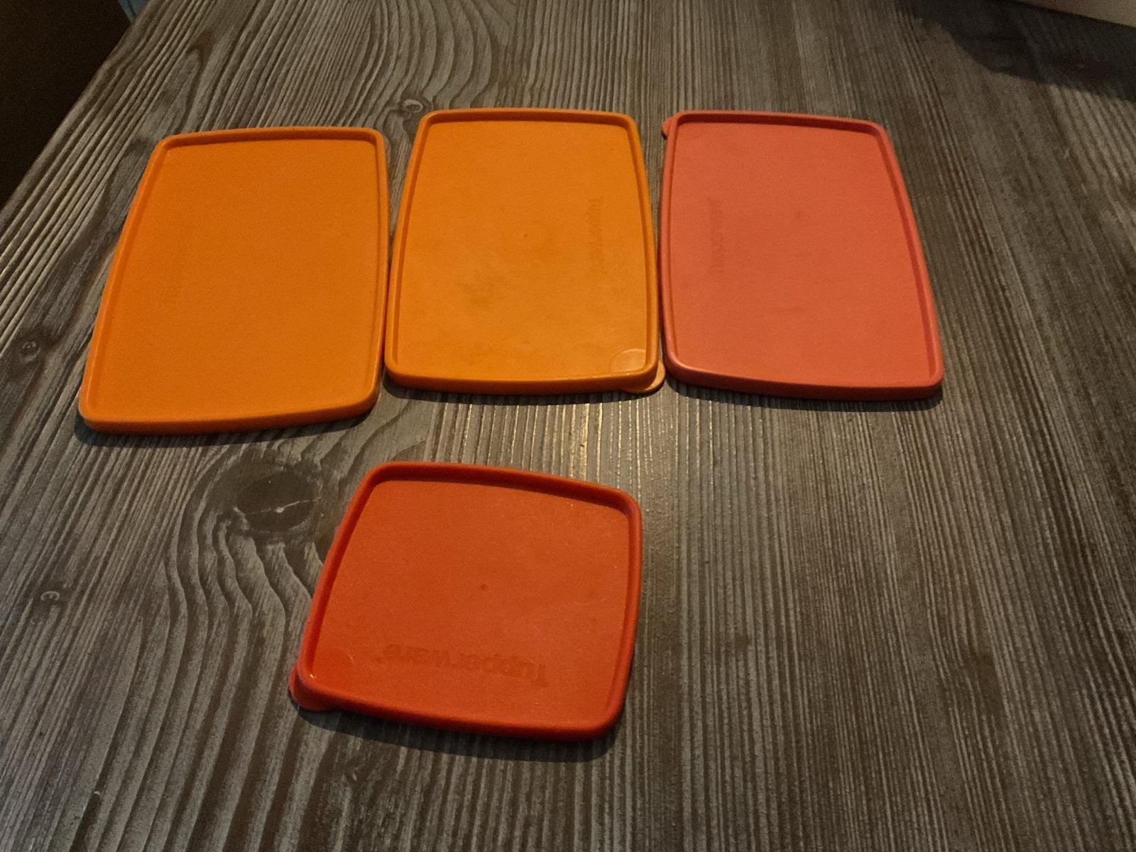 Tupperware deksels - Oranje en Rood, Huis en Inrichting, Keuken | Tupperware, Ophalen of Verzenden, Gebruikt, Oranje, Overige typen