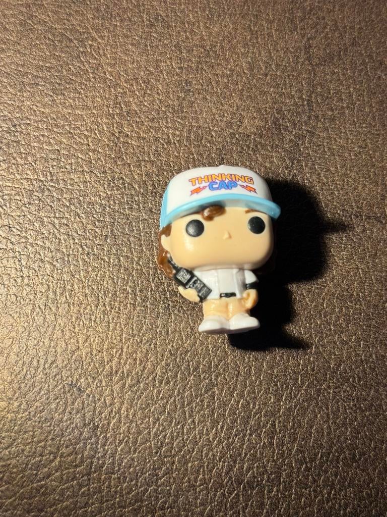 Funko Pop! Dustin Stranger Things Thinking Cap, Ophalen of Verzenden, Gebruikt